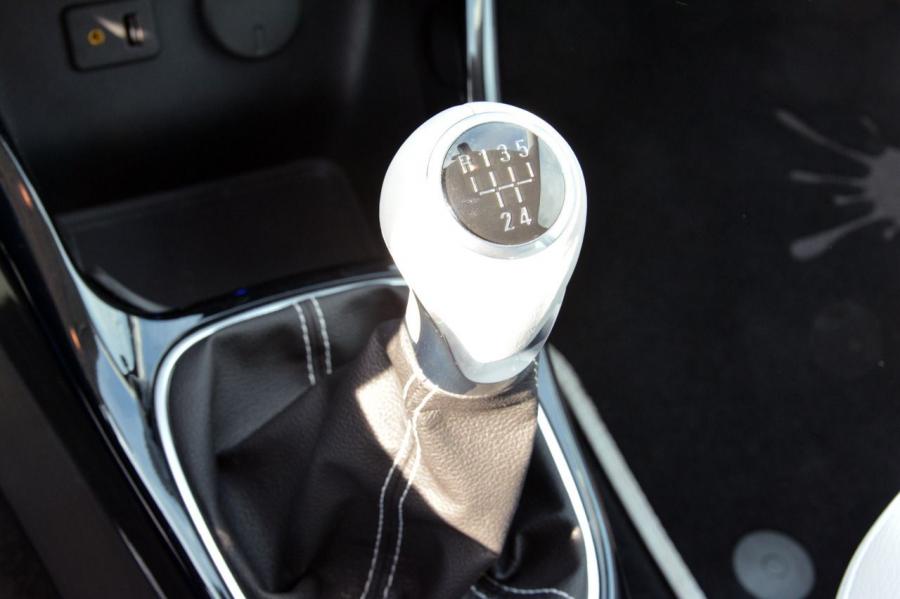  Opel Adam 2013 года  (фото 88 из 107)
